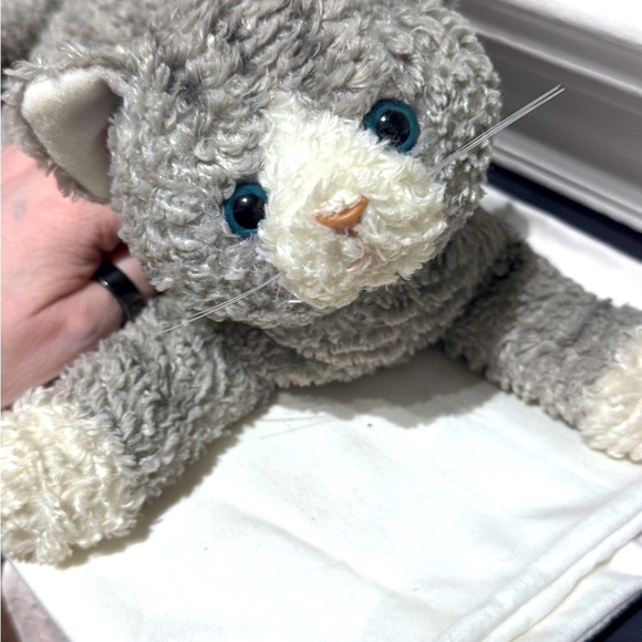 🐾 Vintage Rare 1990's GUND Bootsie the Cat (Gray and White Plush Toy) 🐾 - Picture 8 of 16